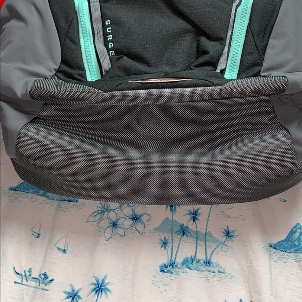 The North Face Womens Surge Backpack Grey - Picture 7 of 10